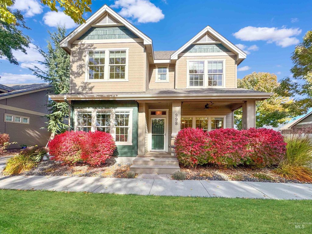 Photo of 998 E Shadow Creek Lane, Eagle, ID 83616 (MLS # 98976453)