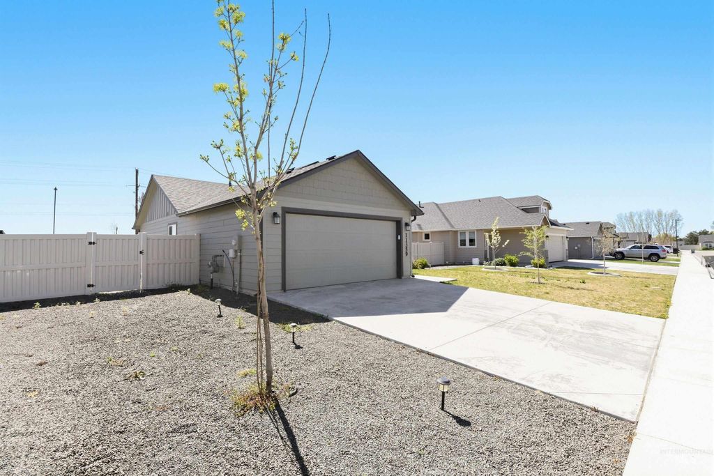 Photo of 11359 Queensland Dr, Caldwell, ID 83605 (MLS # 98981088)