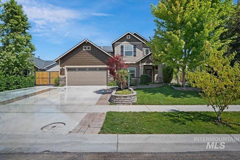 Photo of 16611 N Fielding Way, Nampa, ID 83687 (MLS # 98991842)