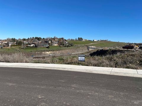 Photo of 545 Highwater St, Lewiston, ID 83501 (MLS # 98933317)