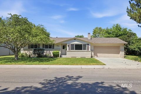 Photo of 705 S Colfax ST, Boise, ID 83709 (MLS # 98991717)