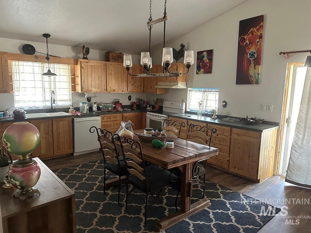 Photo of 55 Mary Dr, Prairie, ID 83647 (MLS # 98947326)