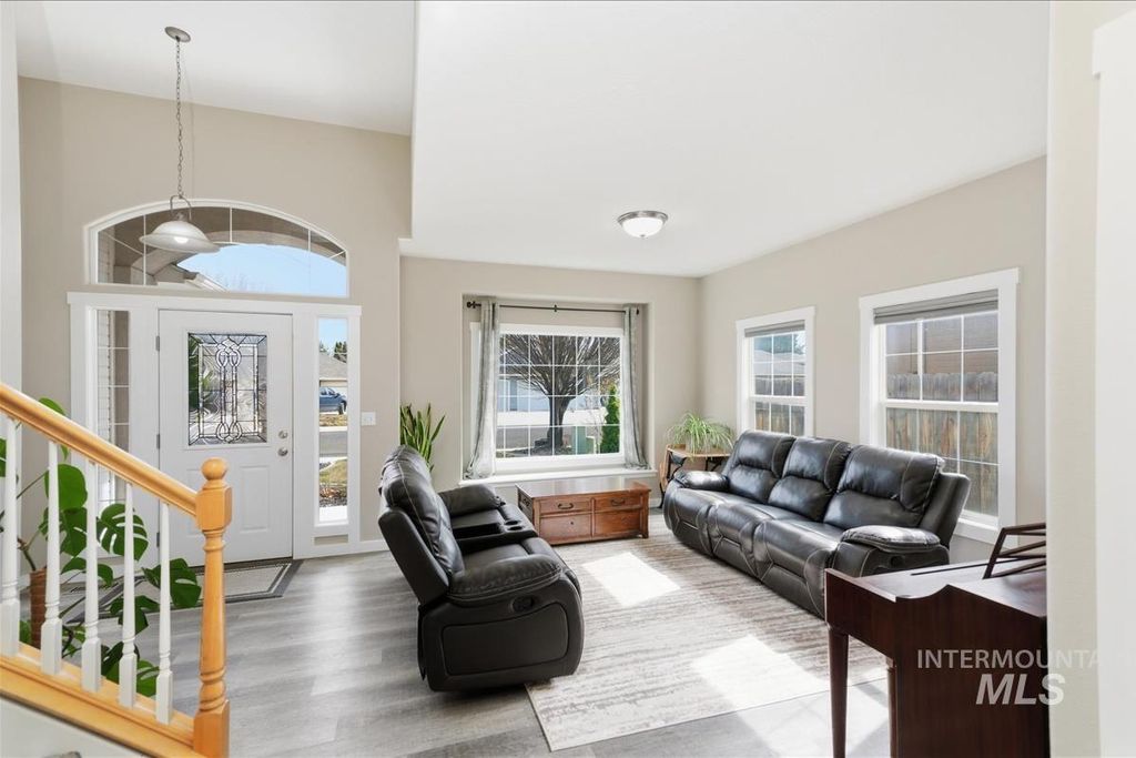 Photo of 3011 S. Kokomo Dr, Nampa, ID 83686 (MLS # 98978432)