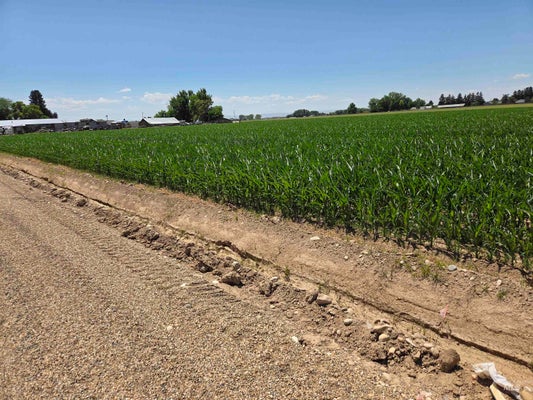 9524 LINDEN RD, NAMPA, ID 83687 - Image f00ae3ab466dbeb498c6ee57e6df0738/1449890844