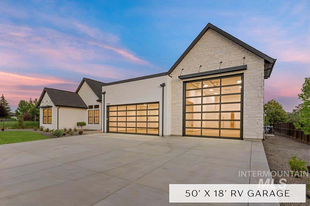 Photo of 4061 W Strant Dr, Eagle, ID 83616 (MLS # 98990974)