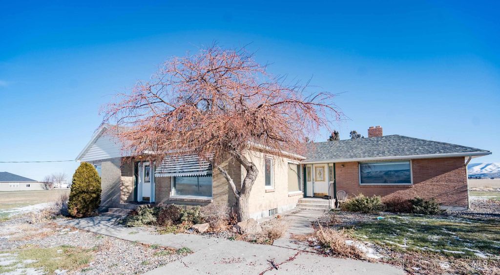 Photo of 1533 S 600 W, Oakley, ID 83346 (MLS # 98972489)