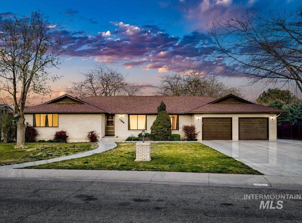 Photo of 1096 S Kingfisher Way, Boise, ID 83709 (MLS # 98982327)