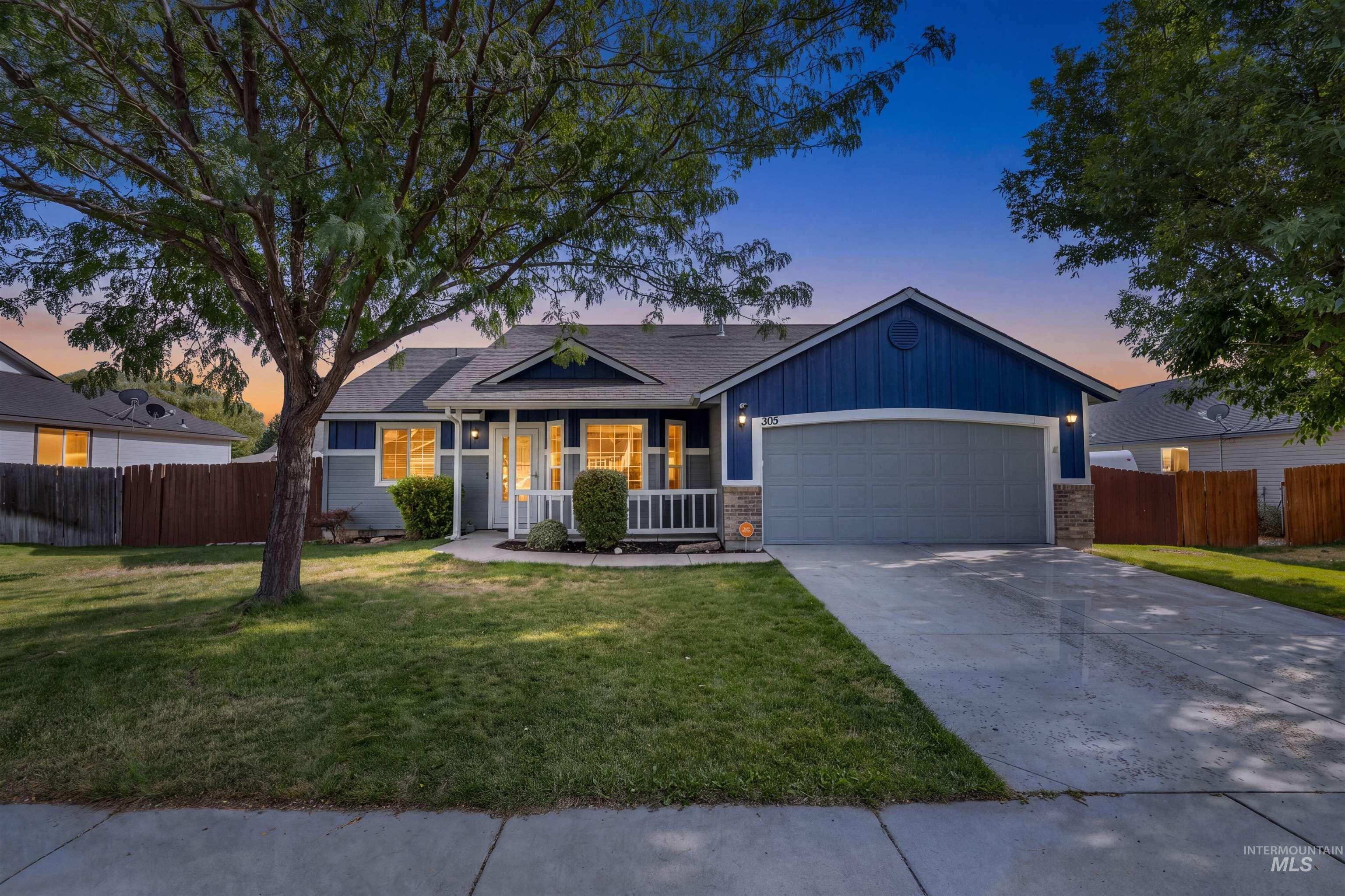 305 W Quaking Aspen Ln.