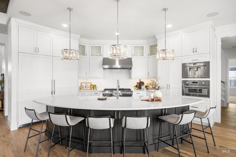 2379 S Mallard Wing Way Eagle ID 83616