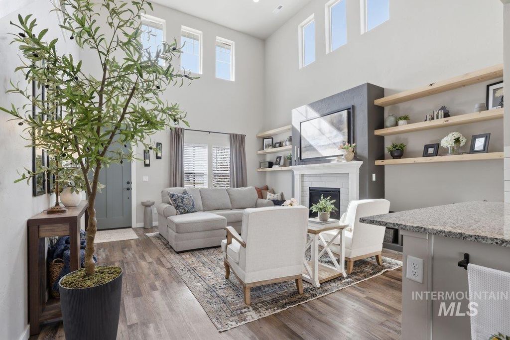 Photo of 3812 E Rock Falls St, Nampa, ID 83686 (MLS # 98977034)