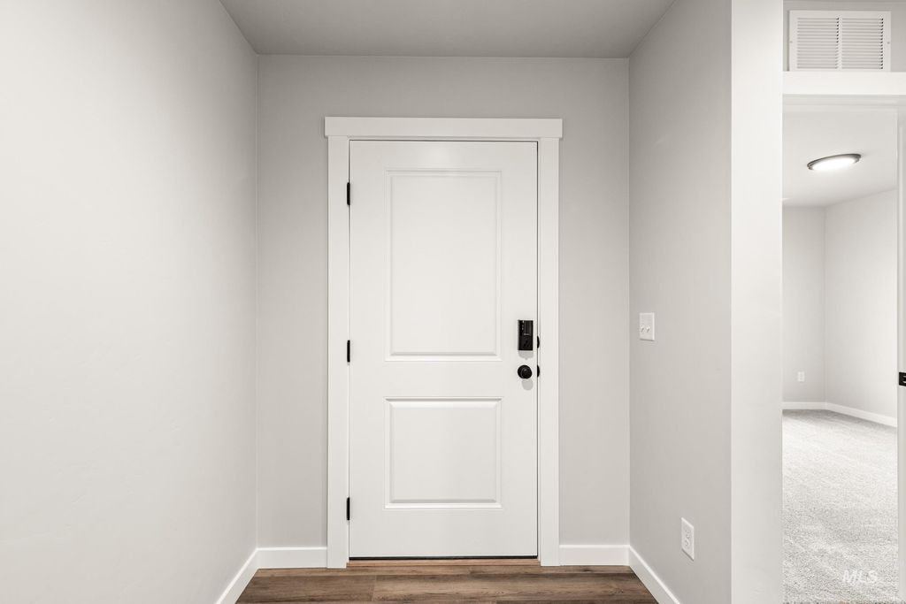 Photo of 5212 E Open Canyon Dr, Nampa, ID 83687 (MLS # 98981586)