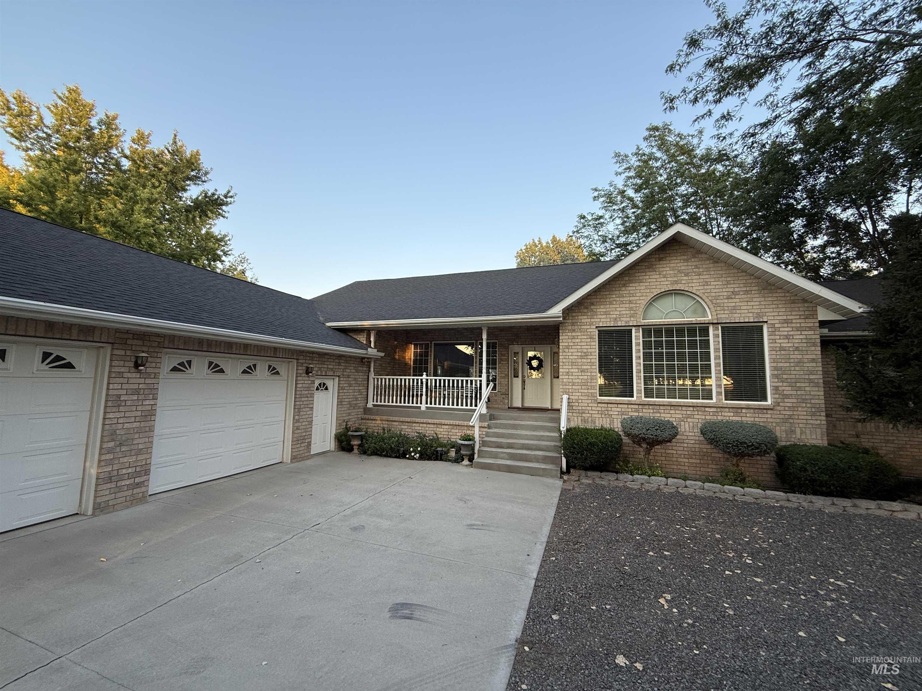 3652 Cedar Draw Lane