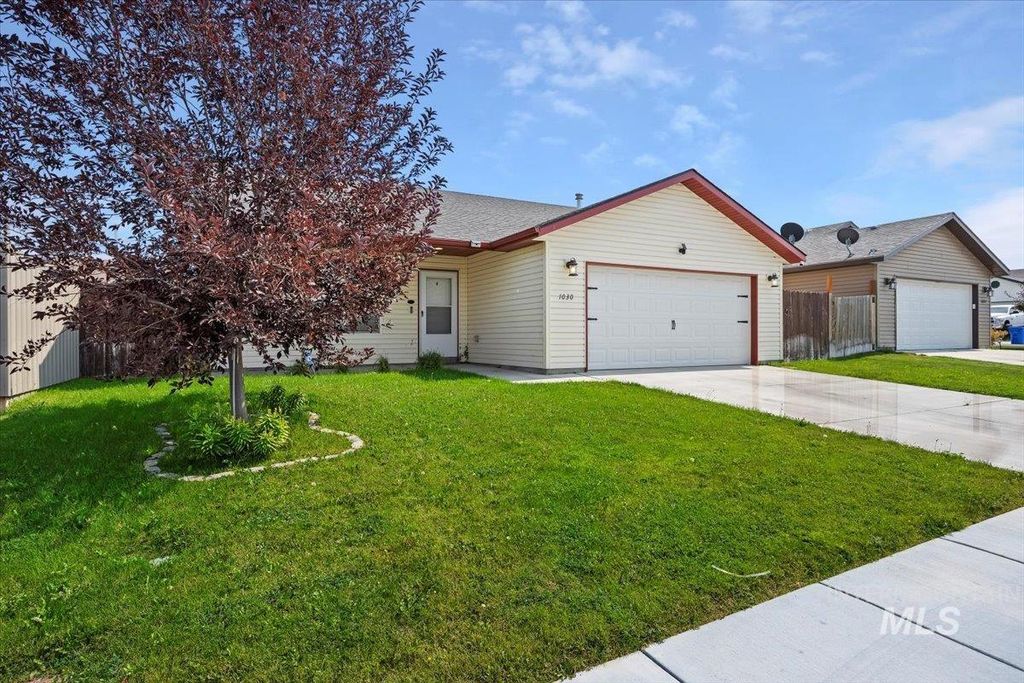 Photo of 1030 Date Street, Jerome, ID 83338 (MLS # 98961169)
