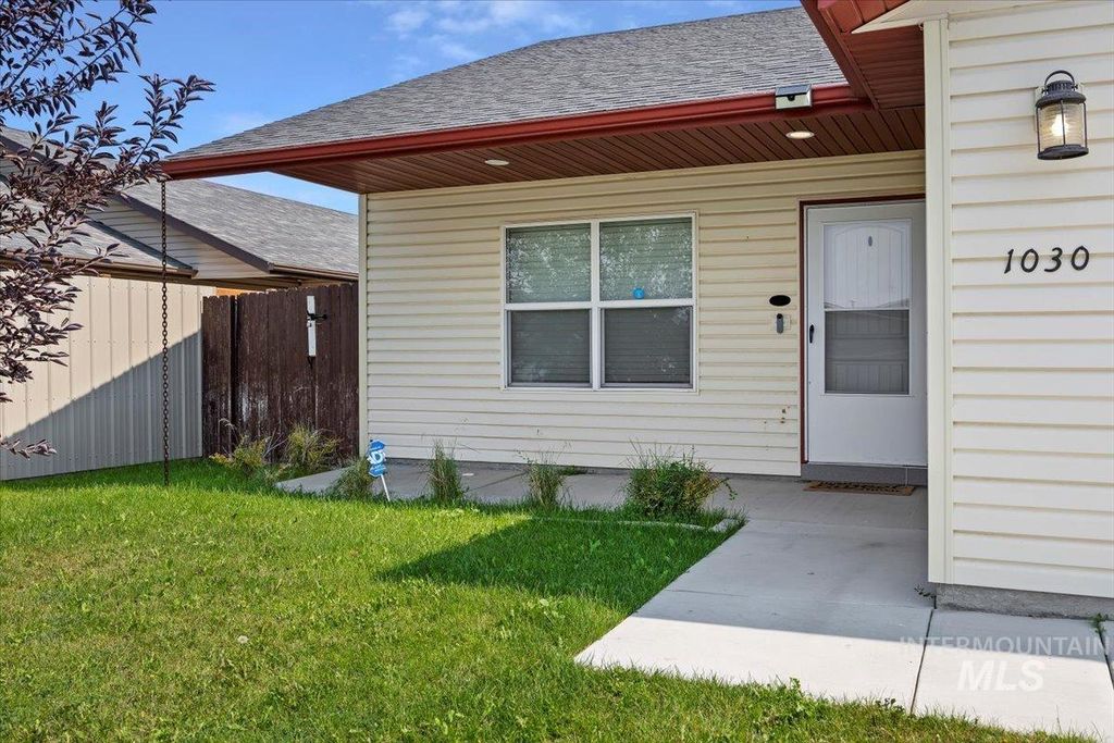 Photo of 1030 Date Street, Jerome, ID 83338 (MLS # 98961169)