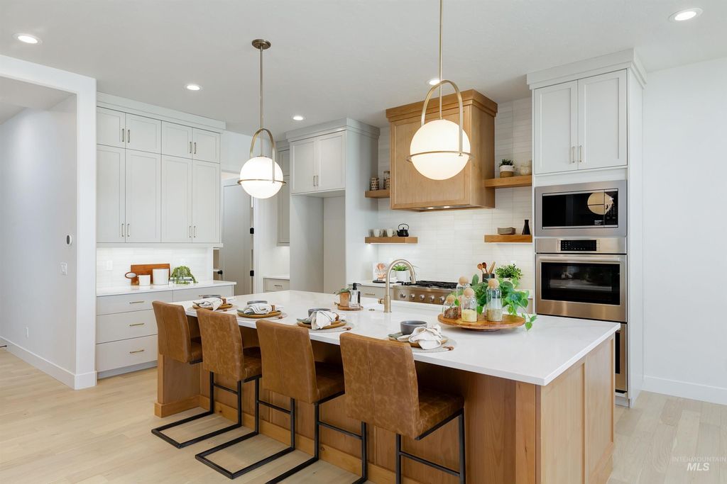 Photo of 14227 N Hornbill Way, Boise, ID 83714 (MLS # 98974914)