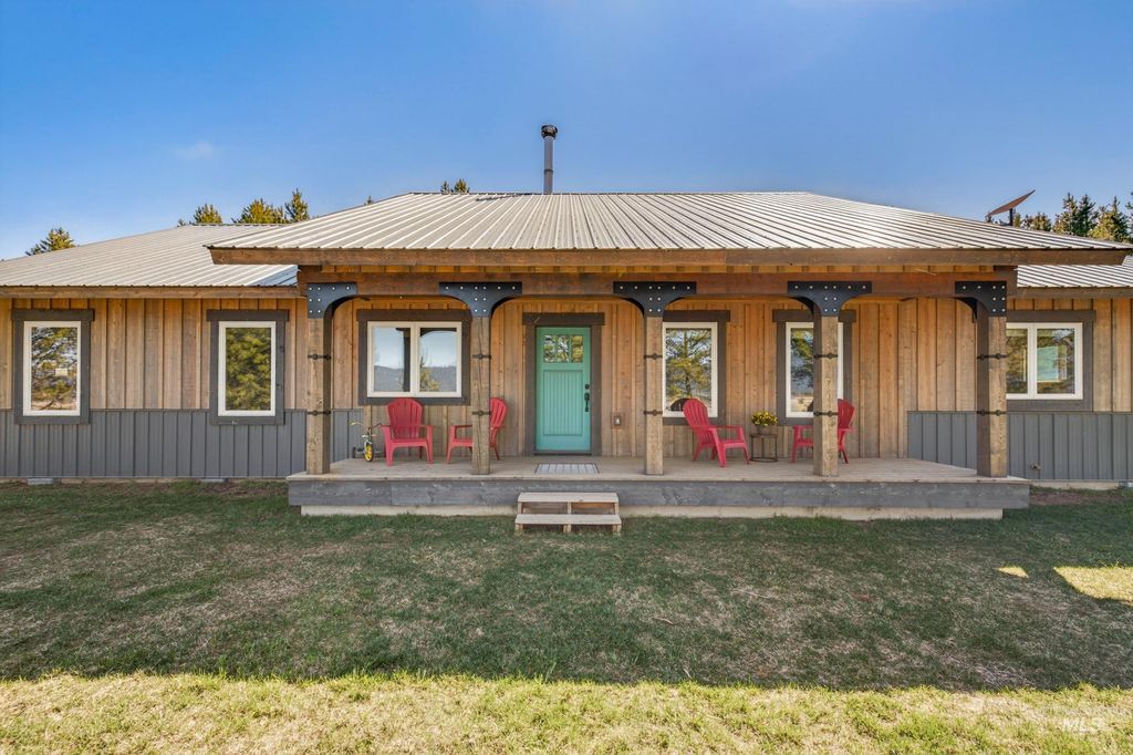 Photo of 13388 Norwood RD, McCall, ID 83638 (MLS # 98985649)