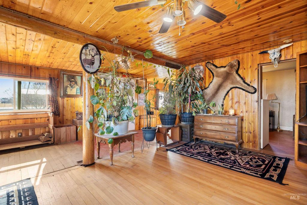 Photo of 1898 E 3700 N, Filer, ID 83328 (MLS # 98974285)