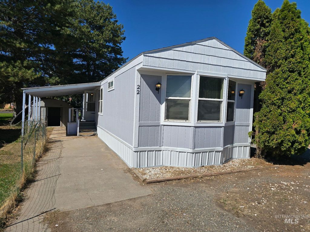 Photo of 715 E Center St #22, Kimberly, ID 83341 (MLS # 98964457)