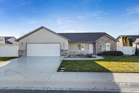 Photo of 333 Arrowhead Path, Twin Falls, ID 83301 (MLS # 98968474)