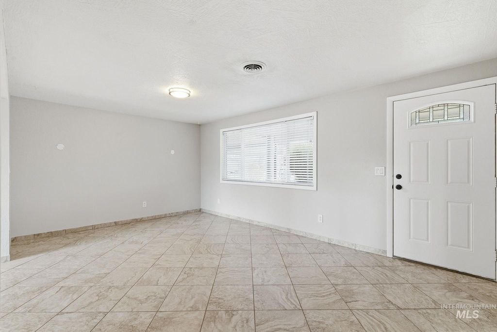 Photo of 367 E 3rd St, Kuna, ID 83634 (MLS # 98972016)