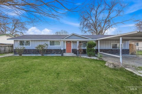 Photo of 367 E 3rd St, Kuna, ID 83634 (MLS # 98972016)