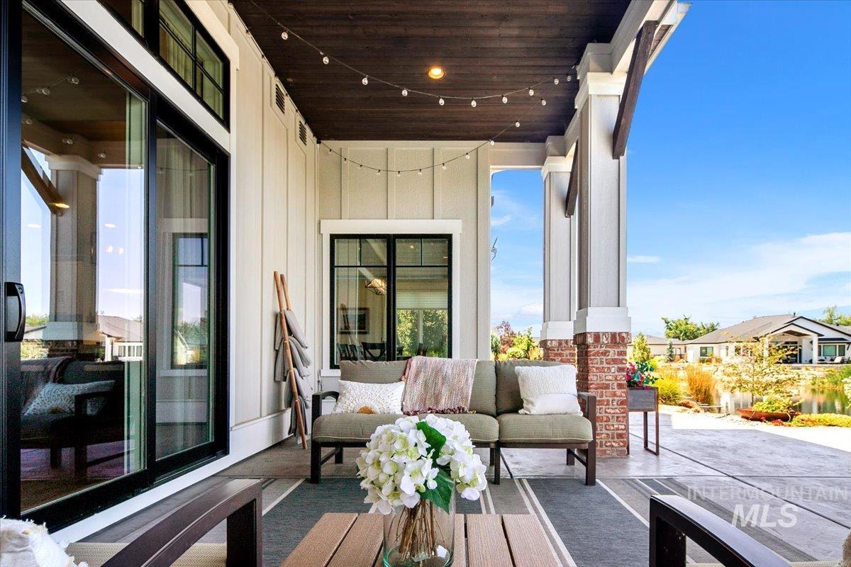 View of patio featuring outdoor lounge area