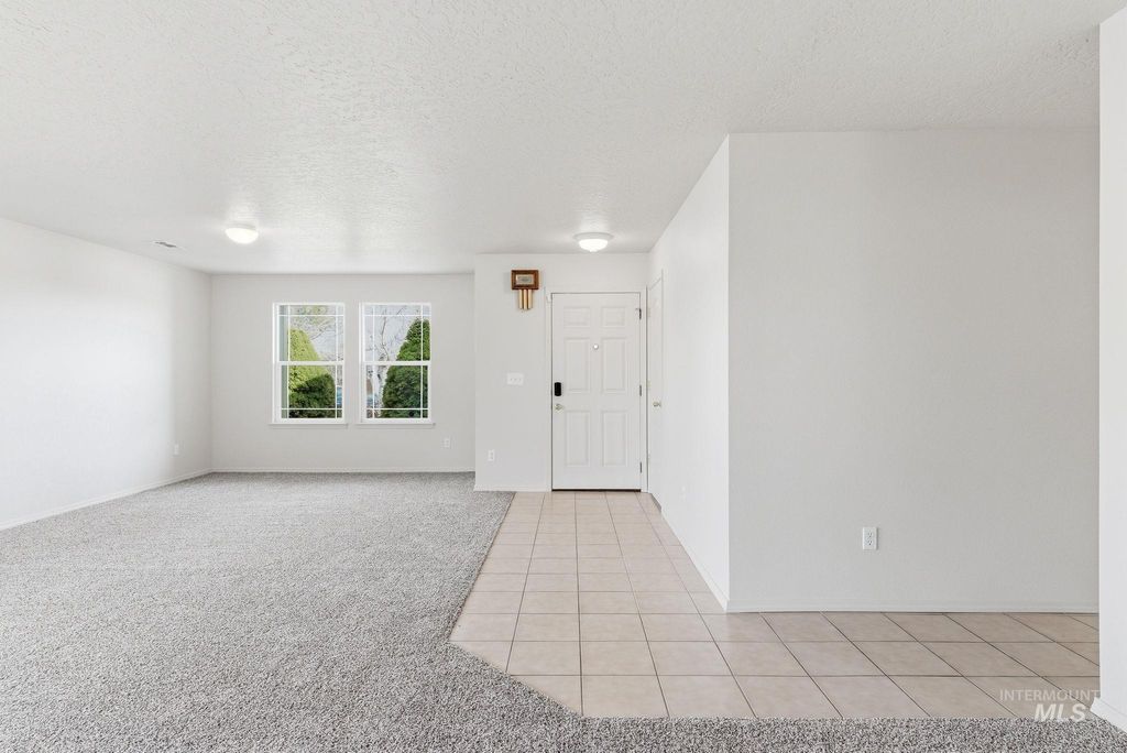 Photo of 16471 Regence Way, Caldwell, ID 83607 (MLS # 98977532)