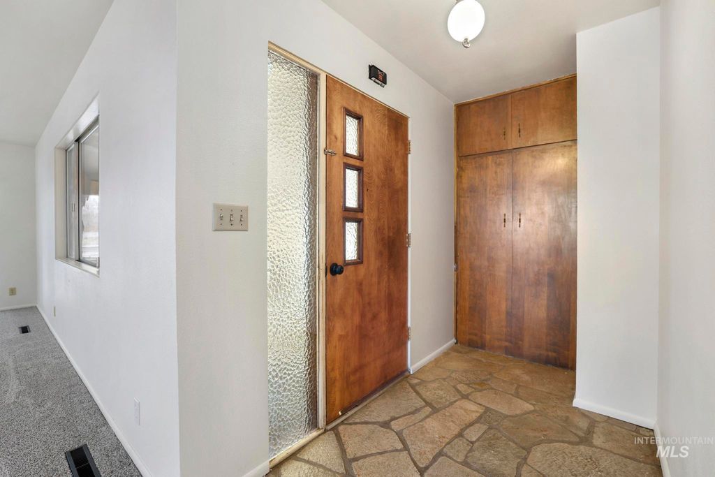 Photo of 409 Clear Lakes Road, Buhl, ID 83316 (MLS # 98970062)