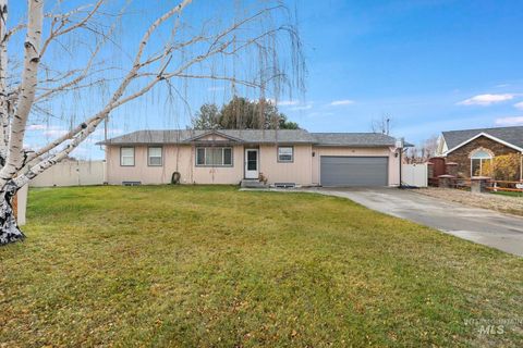 Photo of 721 Beta Circle, Twin Falls, ID 83301 (MLS # 98970366)