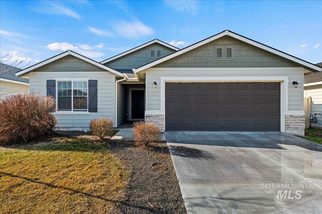 Photo of 3117 N Saratov Way, Kuna, ID 83634 (MLS # 98972188)