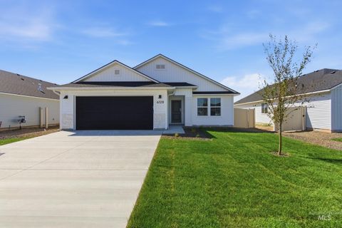 Photo of 4120 Austin St, Caldwell, ID 83605 (MLS # 98981866)