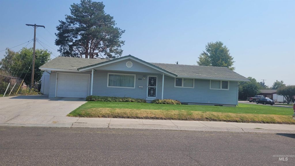Photo of 1635 Elba Ave, Burley, ID 83318 (MLS # 98964041)