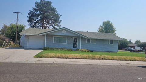 1635 Elba Ave. Burley ID 83318