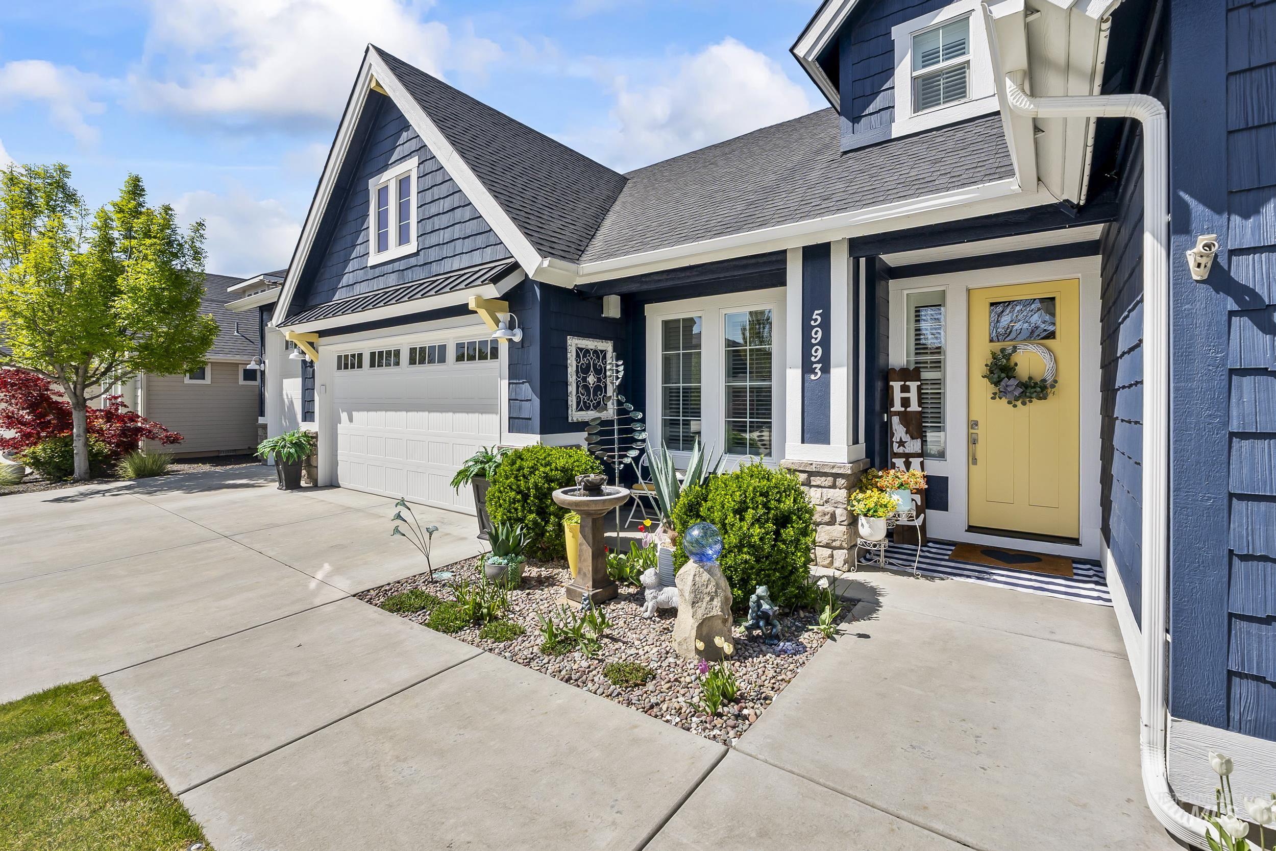 5993 N Botticelli Ave