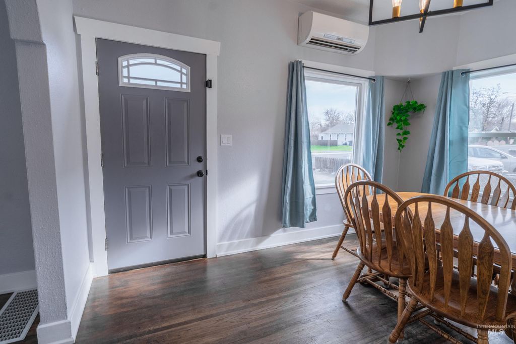 Photo of 1110 13th Street, Clarkston, WA 99403 (MLS # 98975923)