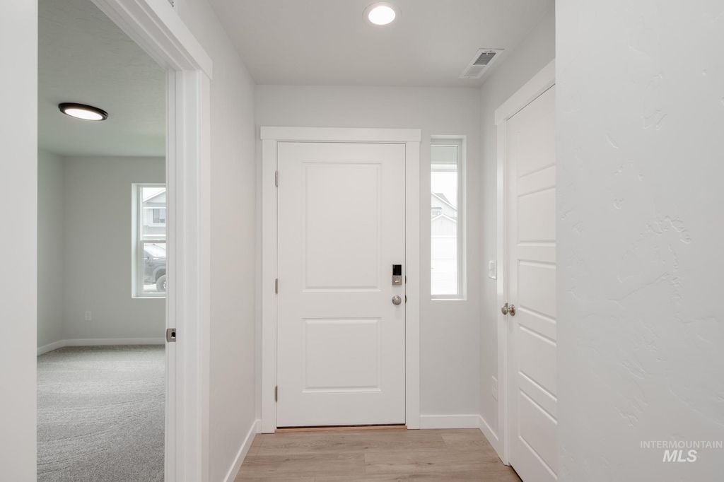 Photo of 5072 E Open Canyon Dr, Nampa, ID 83687 (MLS # 98972727)