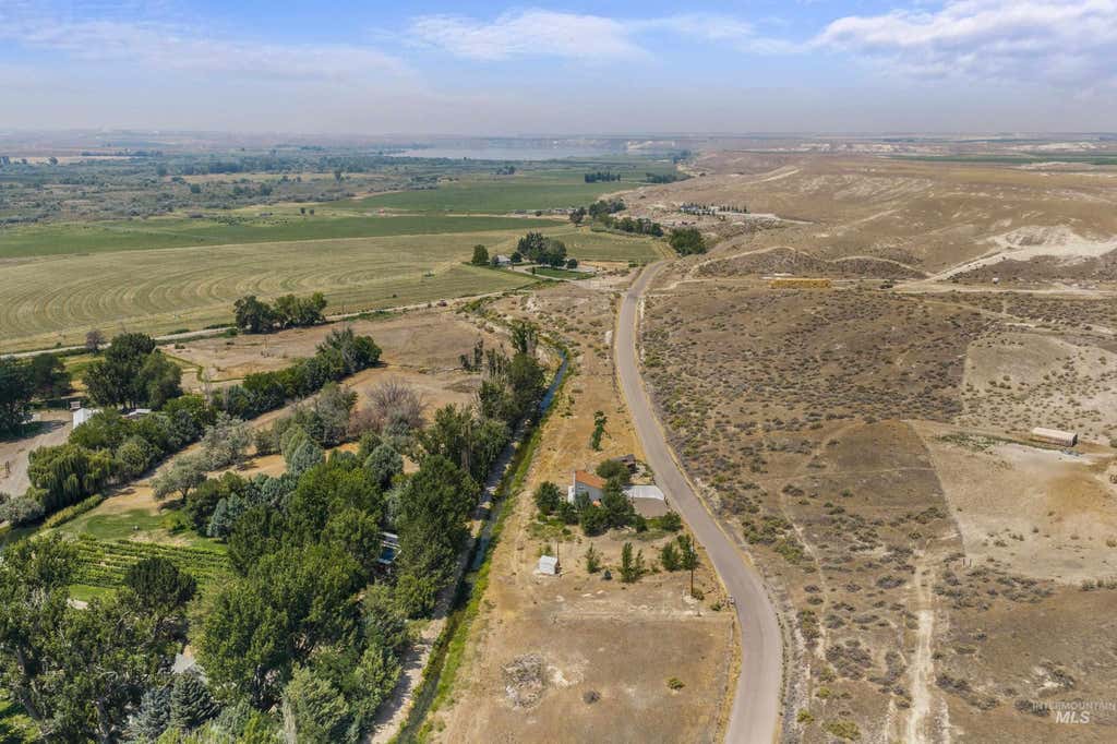 Photo of 32337 Belle Ave, Bruneau, ID 83604 (MLS # 98996821)