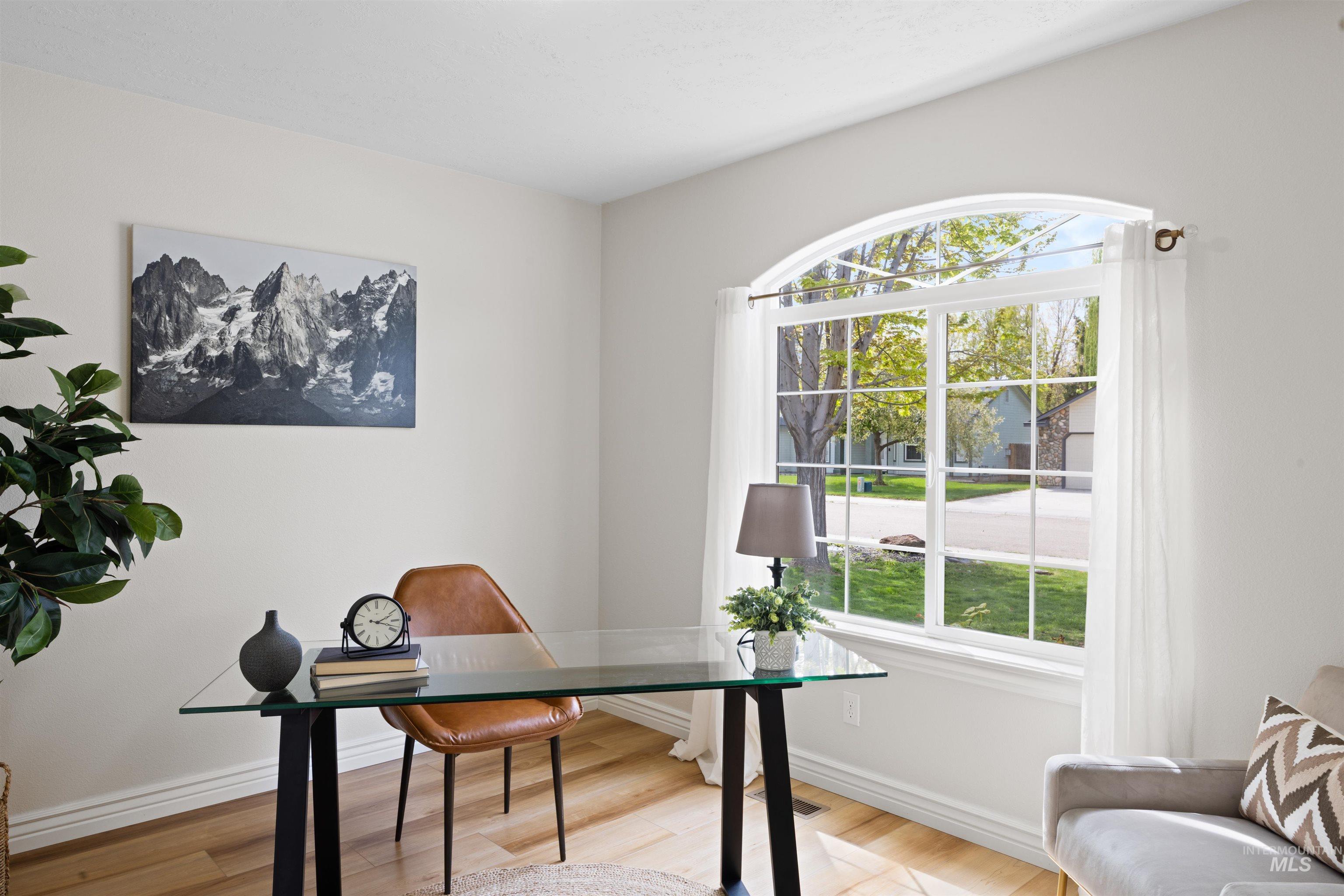 16899 N Darmady Loop