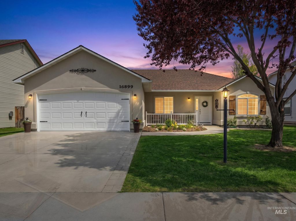 Photo of 16899 N Darmady Loop, Nampa, ID 83586 (MLS # 98983863)