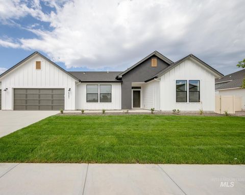Photo of 5387 W Yarnell St, Eagle, ID 83616 (MLS # 98969287)