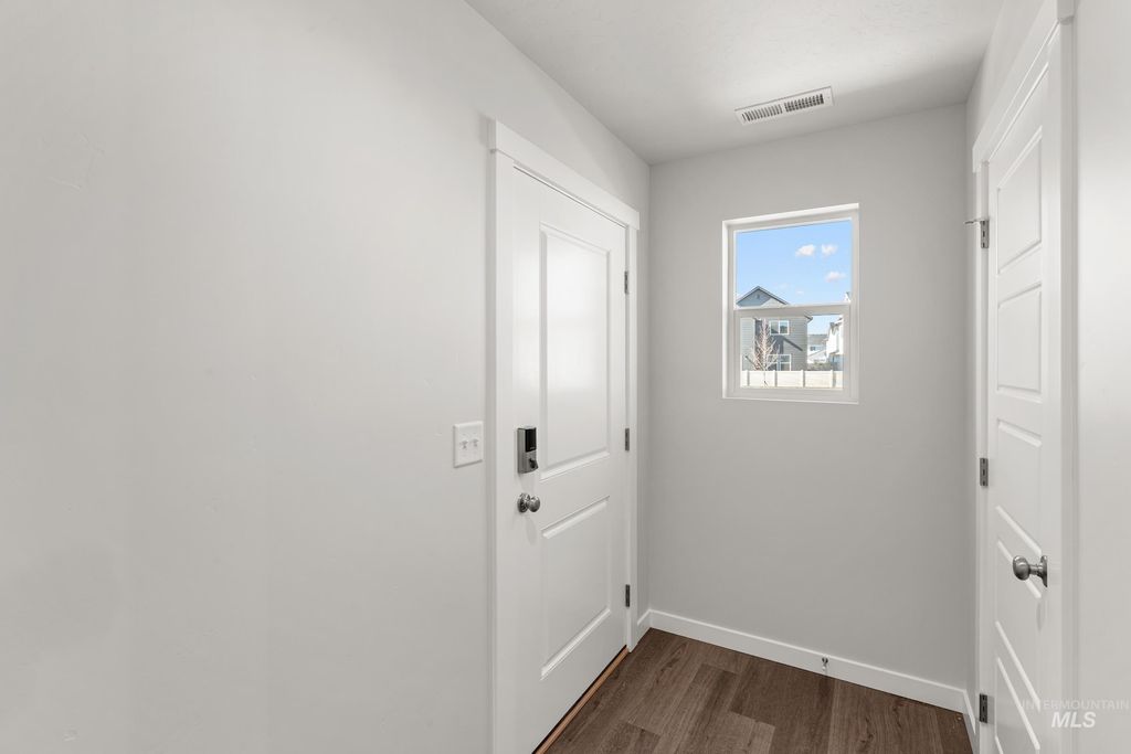 Photo of 6646 W Black Butte Dr, Meridian, ID 83646 (MLS # 98976249)