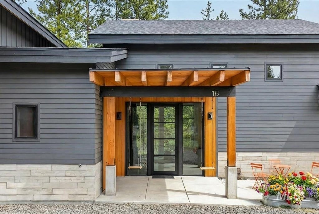 Photo of 16 Lost River Dr, McCall, ID 83638 (MLS # 98999657)