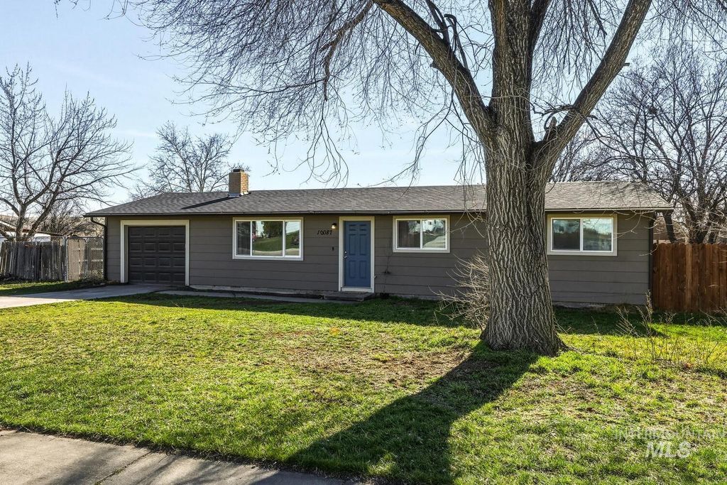 Photo of 10087 W Vixen Drive, Boise, ID 83709 (MLS # 98976349)