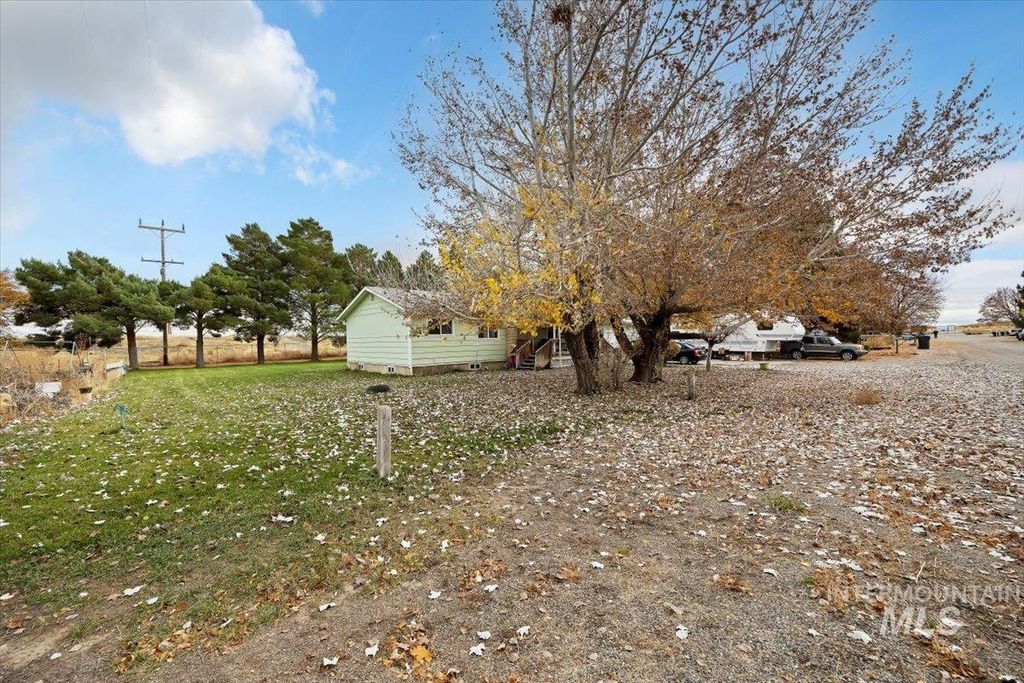 Photo of 518 S Edith St, Shoshone, ID 83352 (MLS # 98967882)