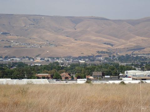 Photo of TBD 17th St, Lewiston, ID 83501 (MLS # 98970926)