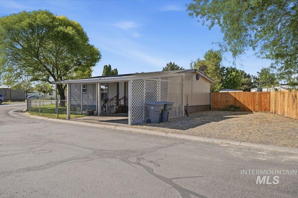 Photo of 5015 E Ustick Rd 118 RD #118, Caldwell, ID 83605 (MLS # 98988459)