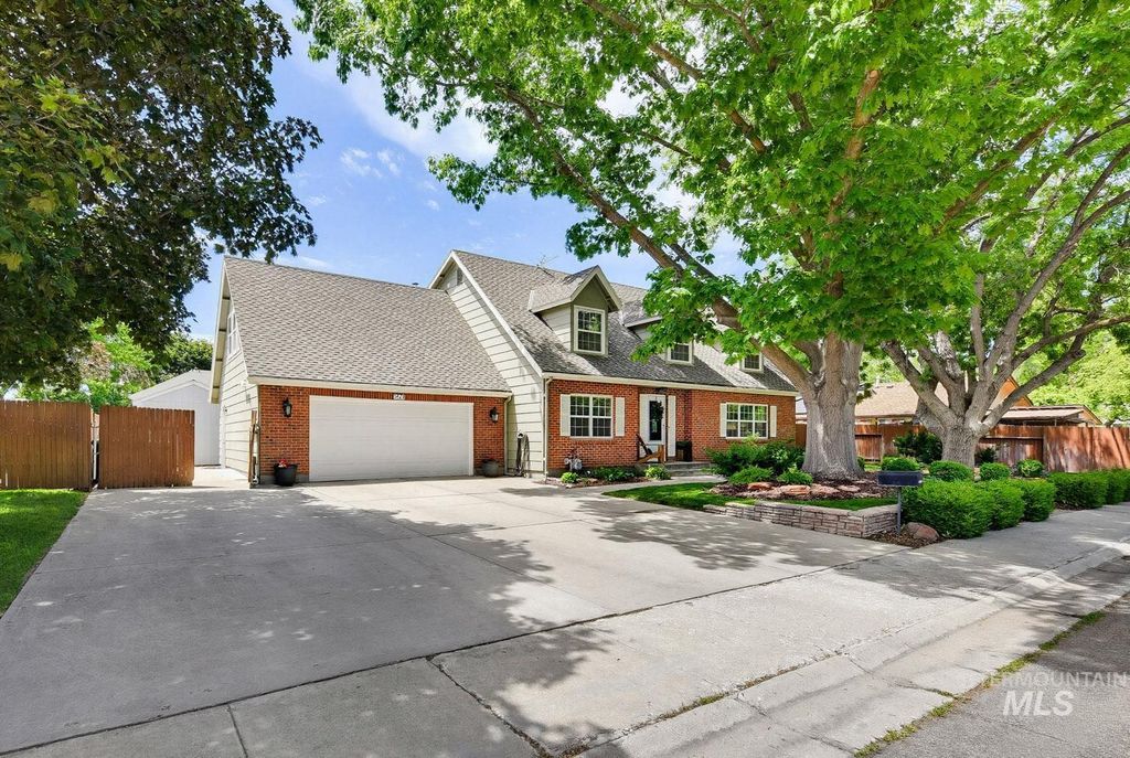 Photo of 5429 N Capson AVE, Boise, ID 83704 (MLS # 98988418)