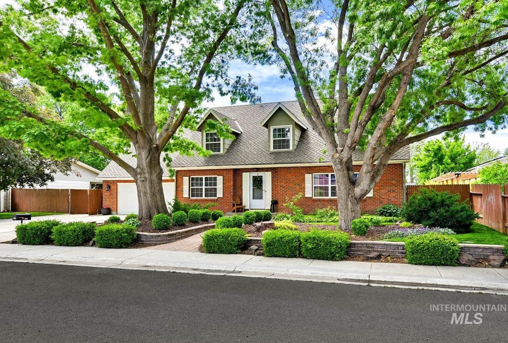 Photo of 5429 N Capson AVE, Boise, ID 83704 (MLS # 98988418)