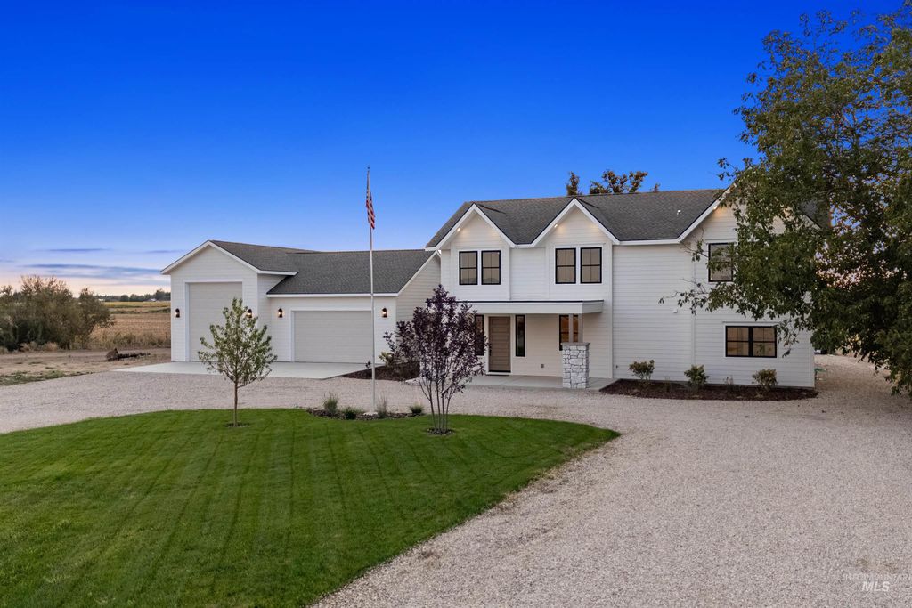 Photo of 18613 Prescott Ln, Nampa, ID 83687 (MLS # 98961347)