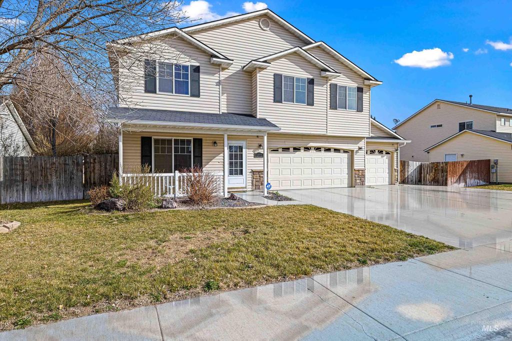 Photo of 10936 W Spring River St, Boise, ID 83709 (MLS # 98968198)